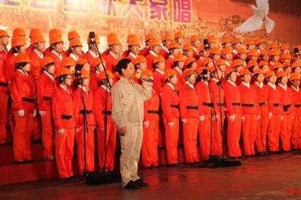 恐龙绝地逃生